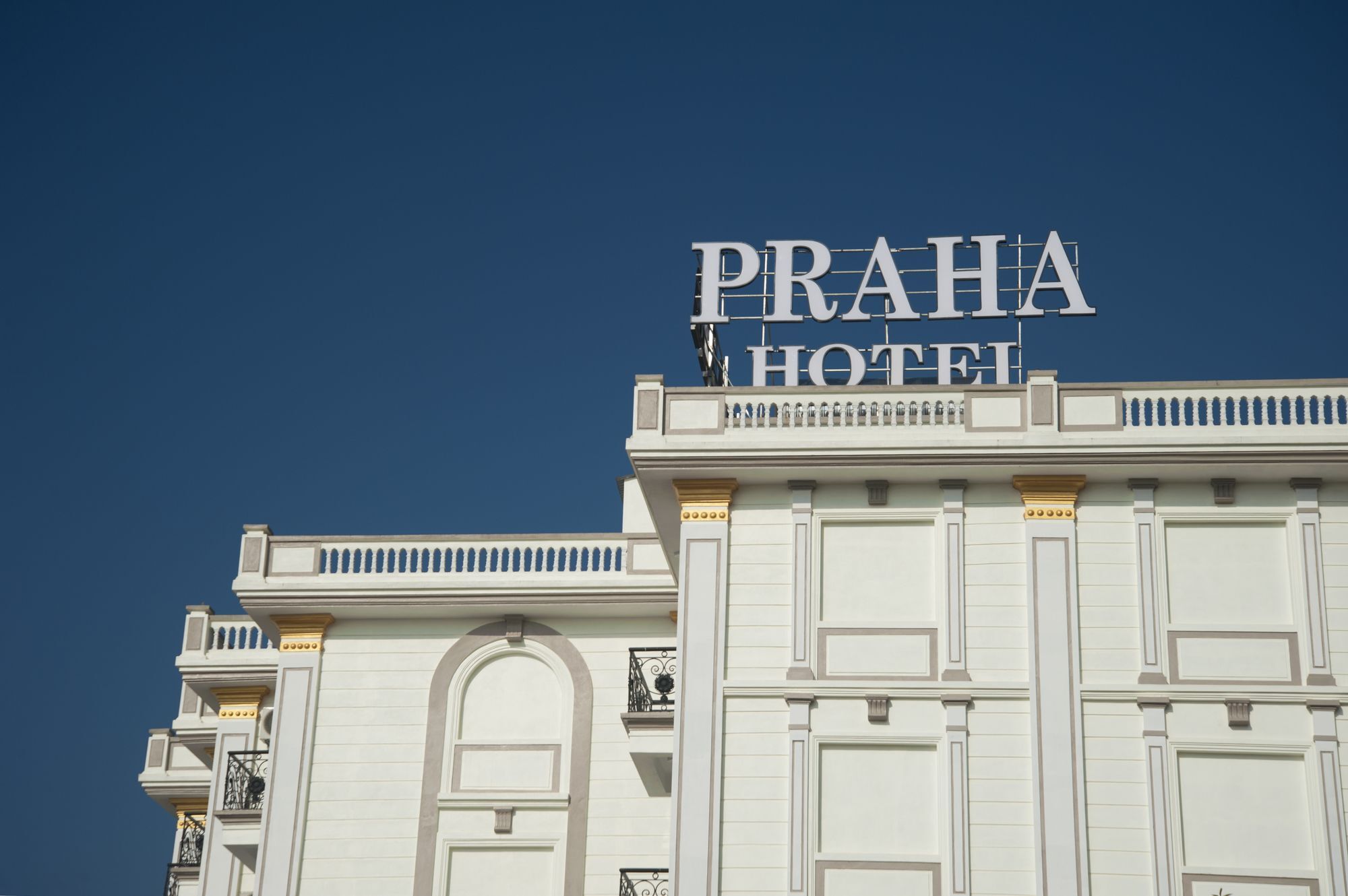 Praha Hotel Sapa Zewnętrze zdjęcie